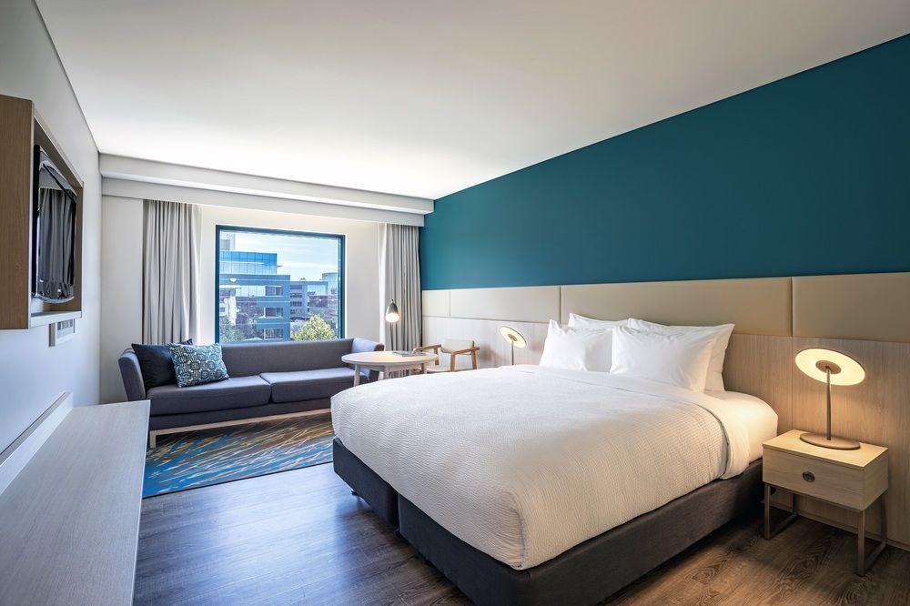 Crowne Plaza Sydney Macquarie Park By Ihg Hotel Bagian luar foto