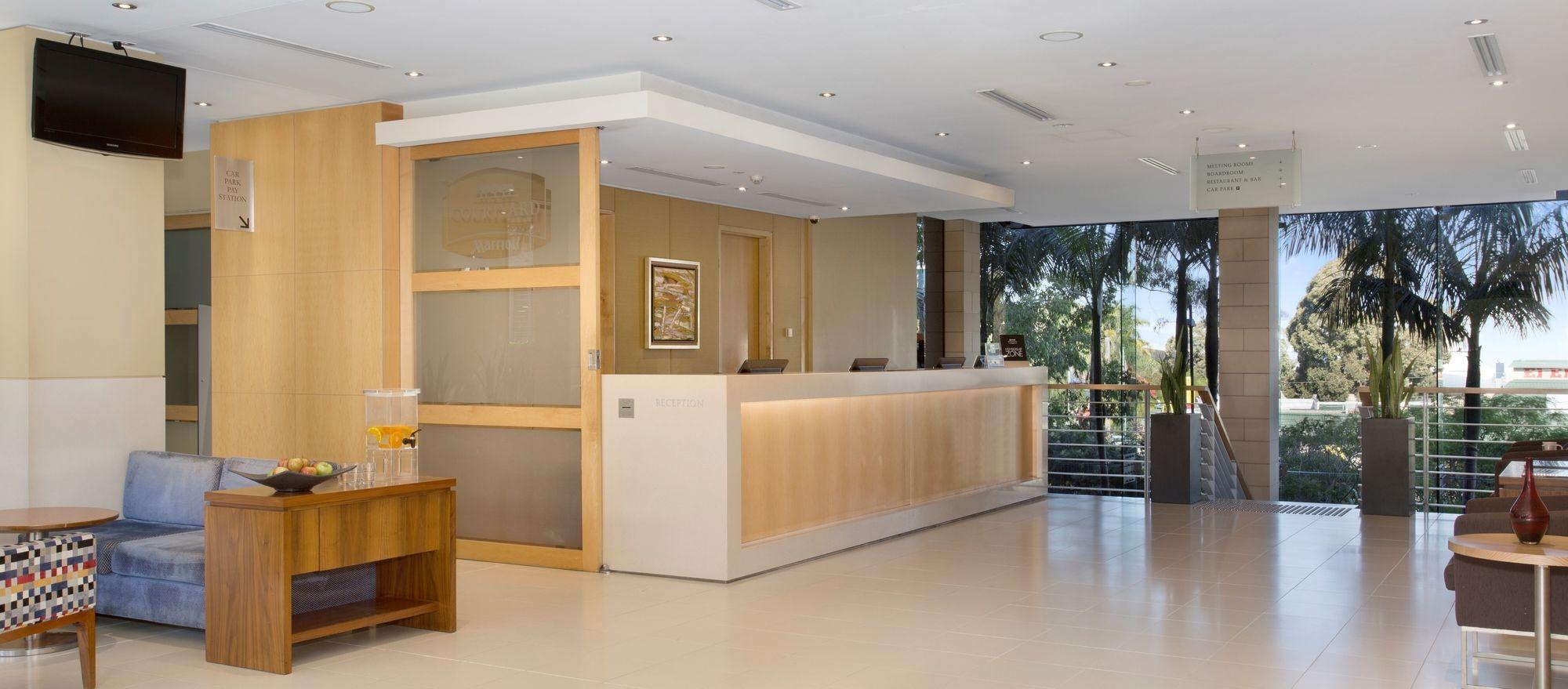 Crowne Plaza Sydney Macquarie Park By Ihg Hotel Bagian luar foto